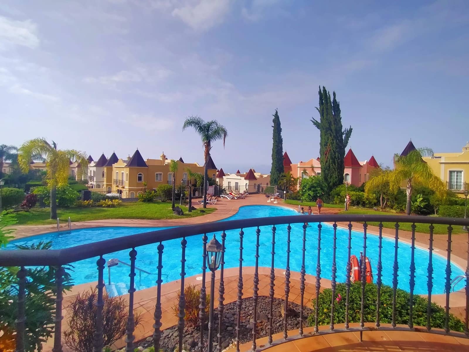 3 bedroom Flat for sale in La Quinta with pool garage - € 250,000 (Ref: 9433093)