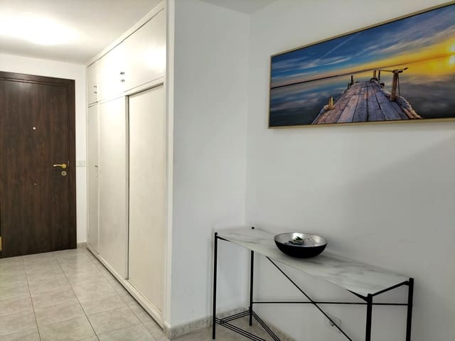 1 makuuhuone Huoneisto vuokrattavana paikassa Puerto de la Cruz mukana uima-altaan - 980 € (Ref: 9451536)