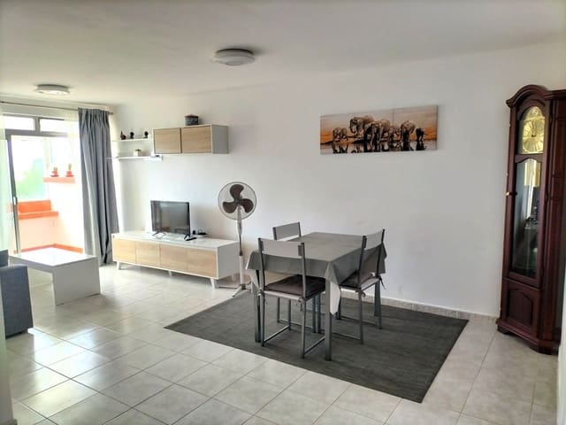 1 makuuhuone Huoneisto vuokrattavana paikassa Puerto de la Cruz mukana uima-altaan - 980 € (Ref: 9451536)