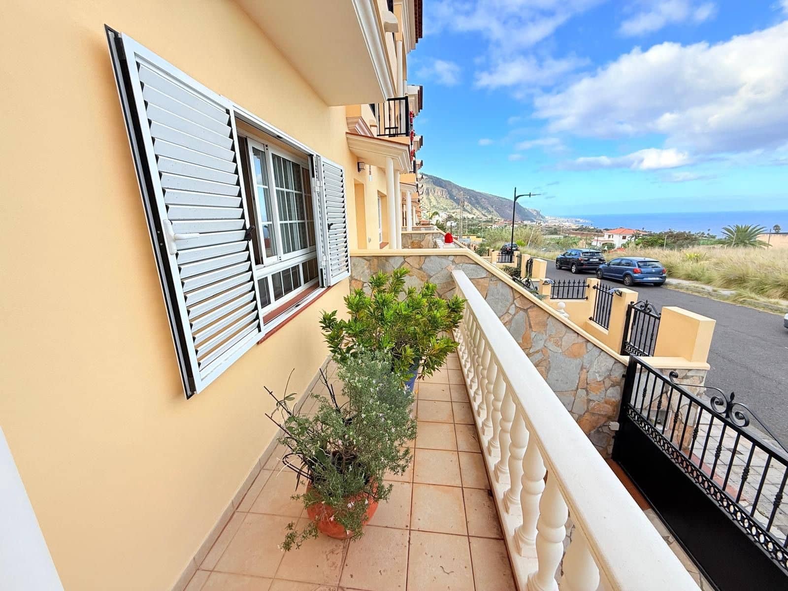 3 Zimmer Doppelhaus zu verkaufen in Los Realejos mit Garage - 495.000 € (Ref: 9461136)