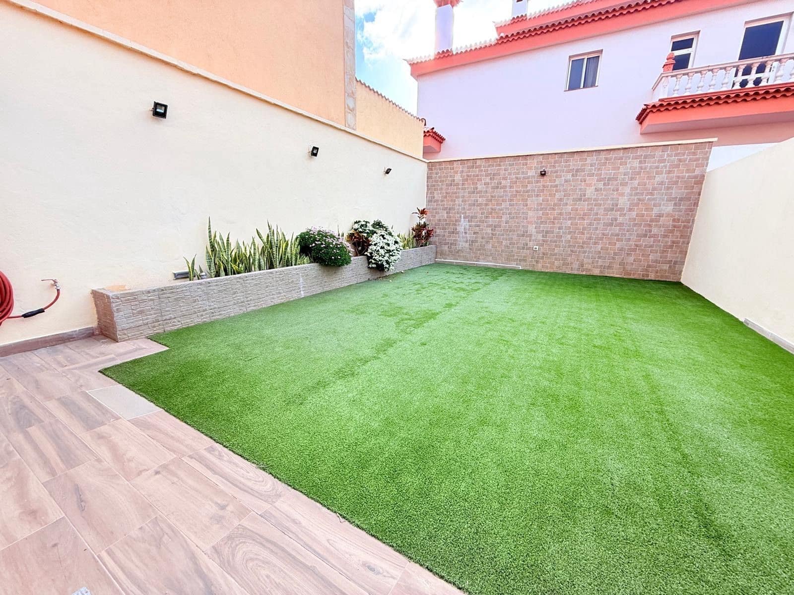 3 Zimmer Doppelhaus zu verkaufen in Los Realejos mit Garage - 495.000 € (Ref: 9461136)