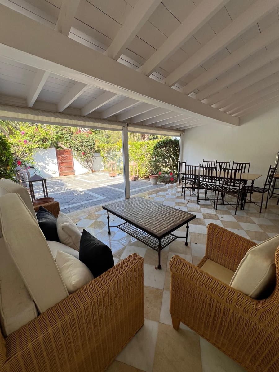 Chalet de 1 habitación en Puerto de la Cruz en alquiler con piscina - 1.600 € (Ref: 9496884)