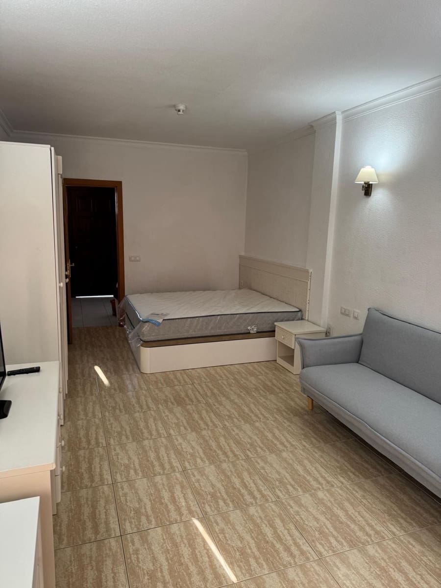 Yksiö vuokrattavana paikassa Puerto de la Cruz mukana uima-altaan - 800 € (Ref: 9496885)