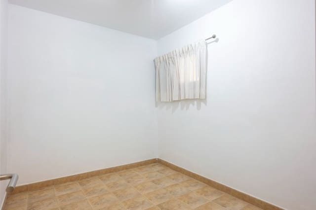 2 soveværelse Lejlighed til leje i El Durazno, Puerto de la Cruz med swimmingpool garage - € 1.300 (Ref: 9513082)