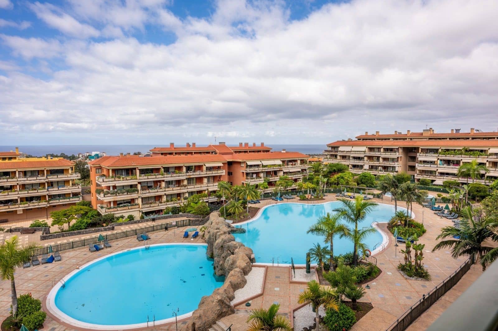 2 soveværelse Lejlighed til leje i El Durazno med swimmingpool garage - € 1.300 (Ref: 9513082)