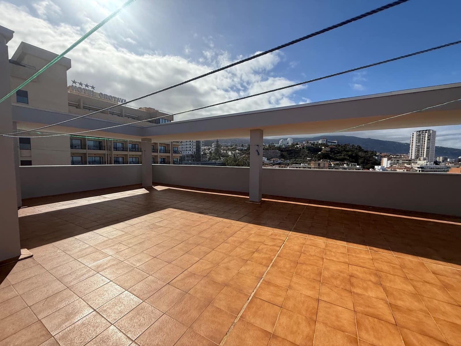 2 soveværelse Lejlighed til salg i Puerto de la Cruz - € 264.000 (Ref: 9518469)