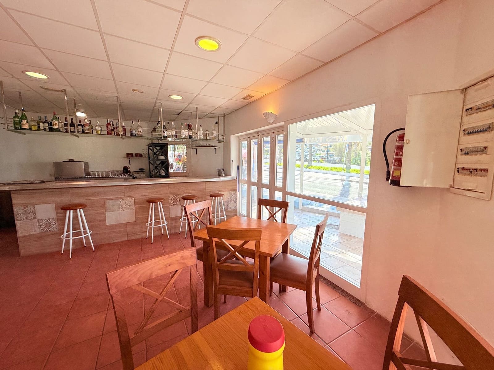 Commerciale in vendita in Puerto de la Cruz - 200.000 € (Rif: 9529466)