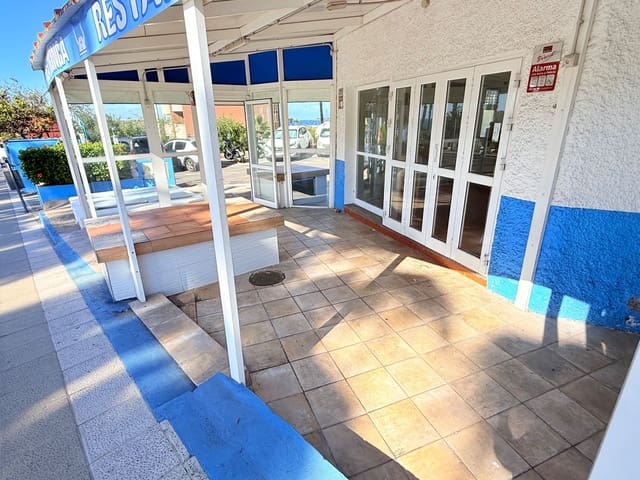 Commerciale in vendita in Puerto de la Cruz - 200.000 € (Rif: 9529466)