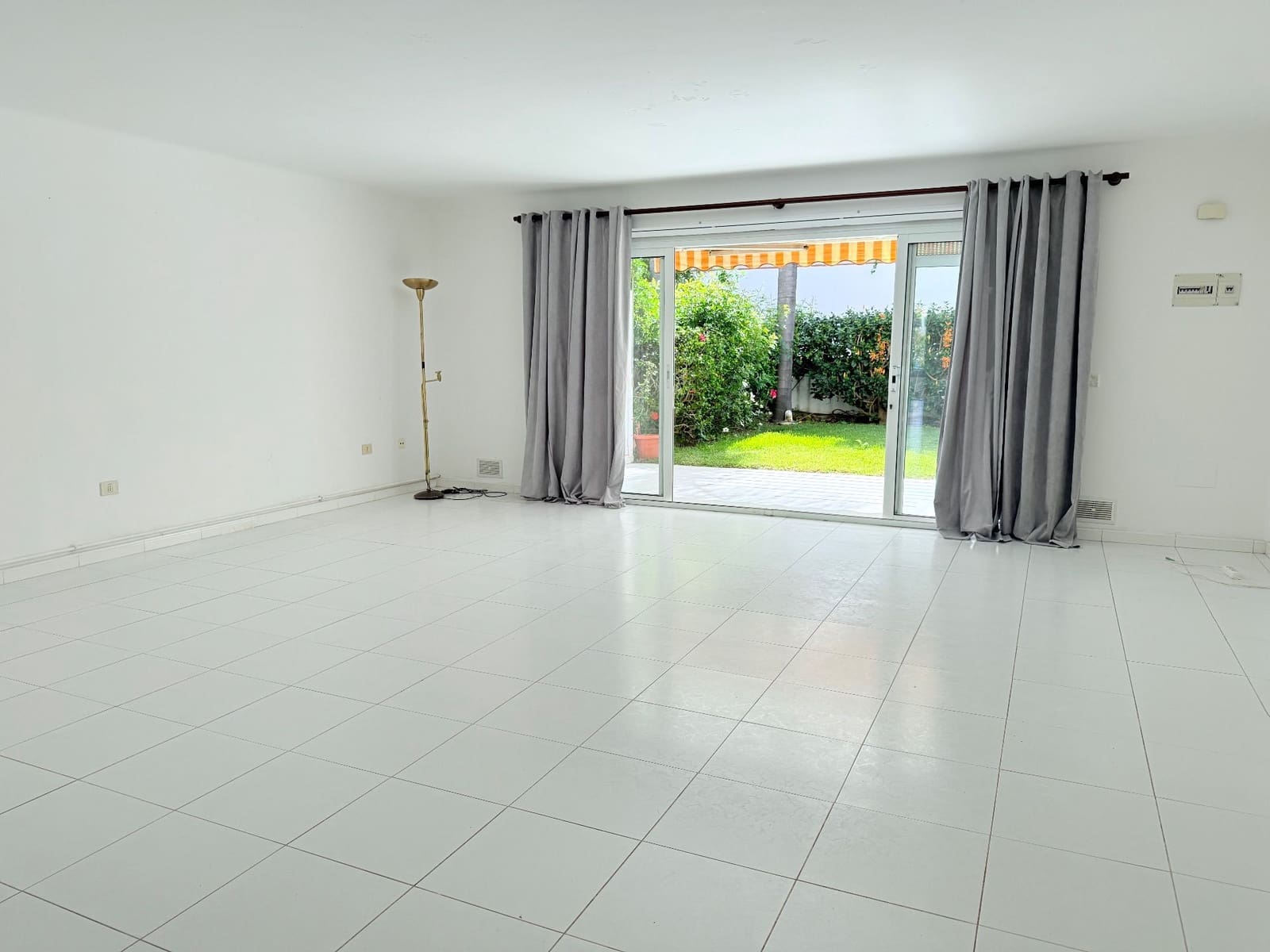 2 chambre Appartement à vendre à Puerto de la Cruz avec piscine garage - 348 000 € (Ref: 9540791)