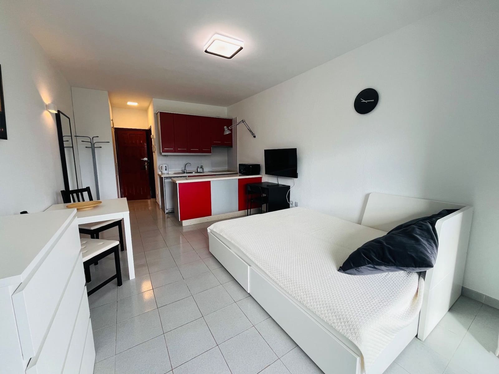 Studio for rent in Puerto de la Cruz - € 750 (Ref: 9594691)