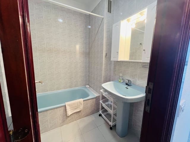 Studio for rent in Puerto de la Cruz - € 750 (Ref: 9594691)