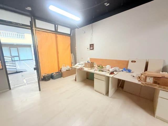 Kommersiell till salu i Puerto de la Cruz - 150 000 € (Ref: 9686090)