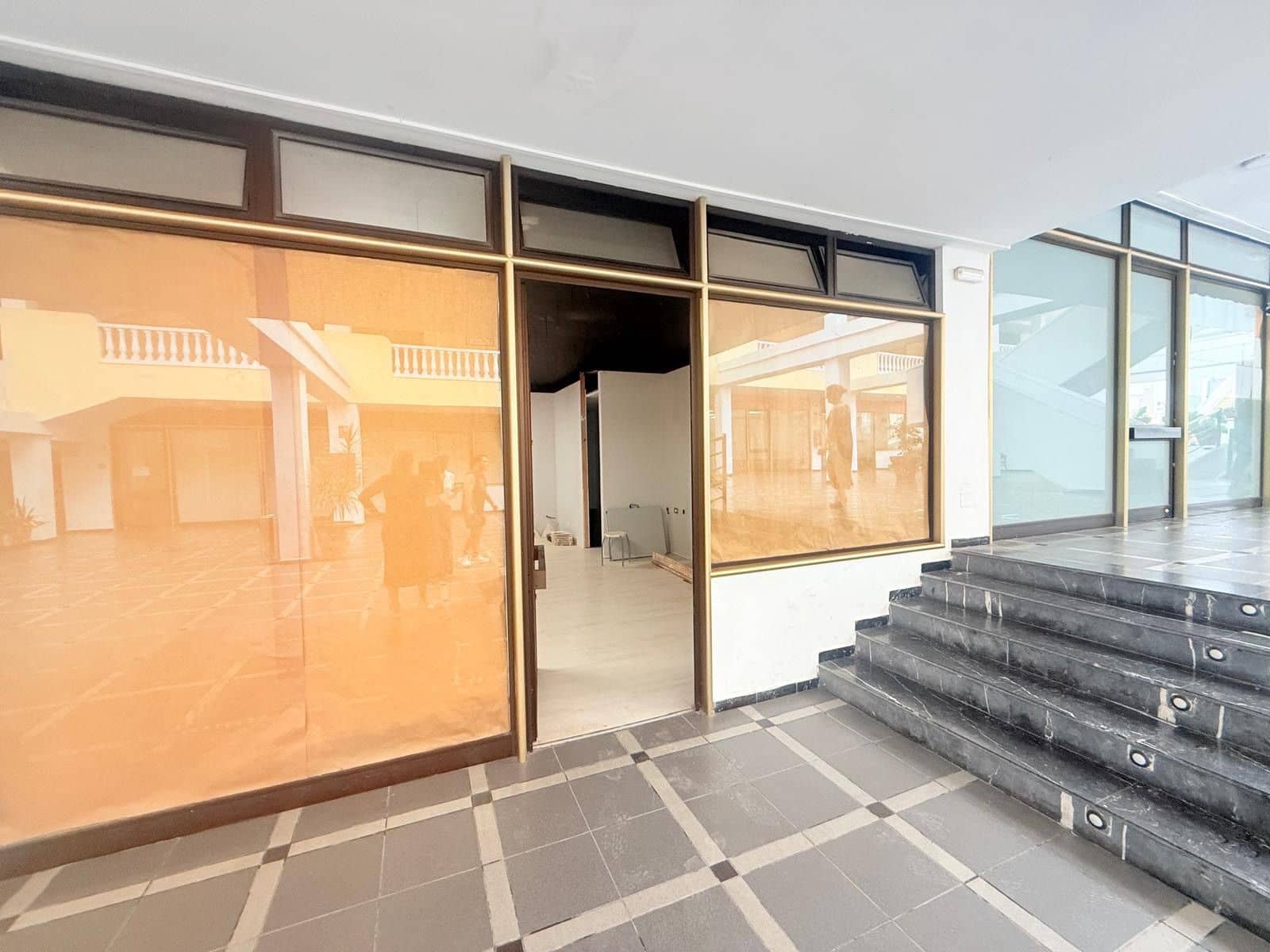 Kommersiell till salu i Puerto de la Cruz - 150 000 € (Ref: 9686090)