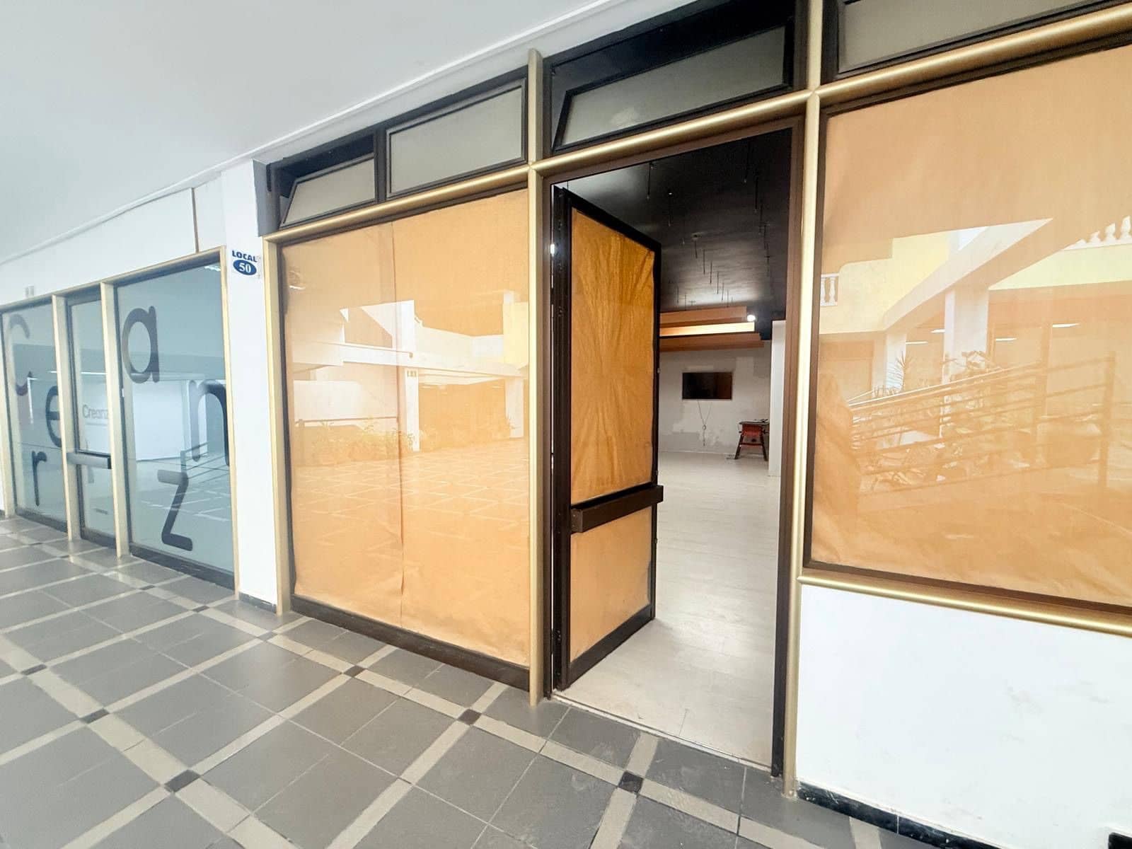 Kommersiell till salu i Puerto de la Cruz - 150 000 € (Ref: 9686090)