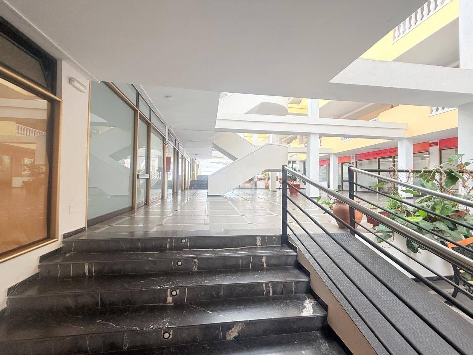 Kommersiell till salu i Puerto de la Cruz - 150 000 € (Ref: 9686090)