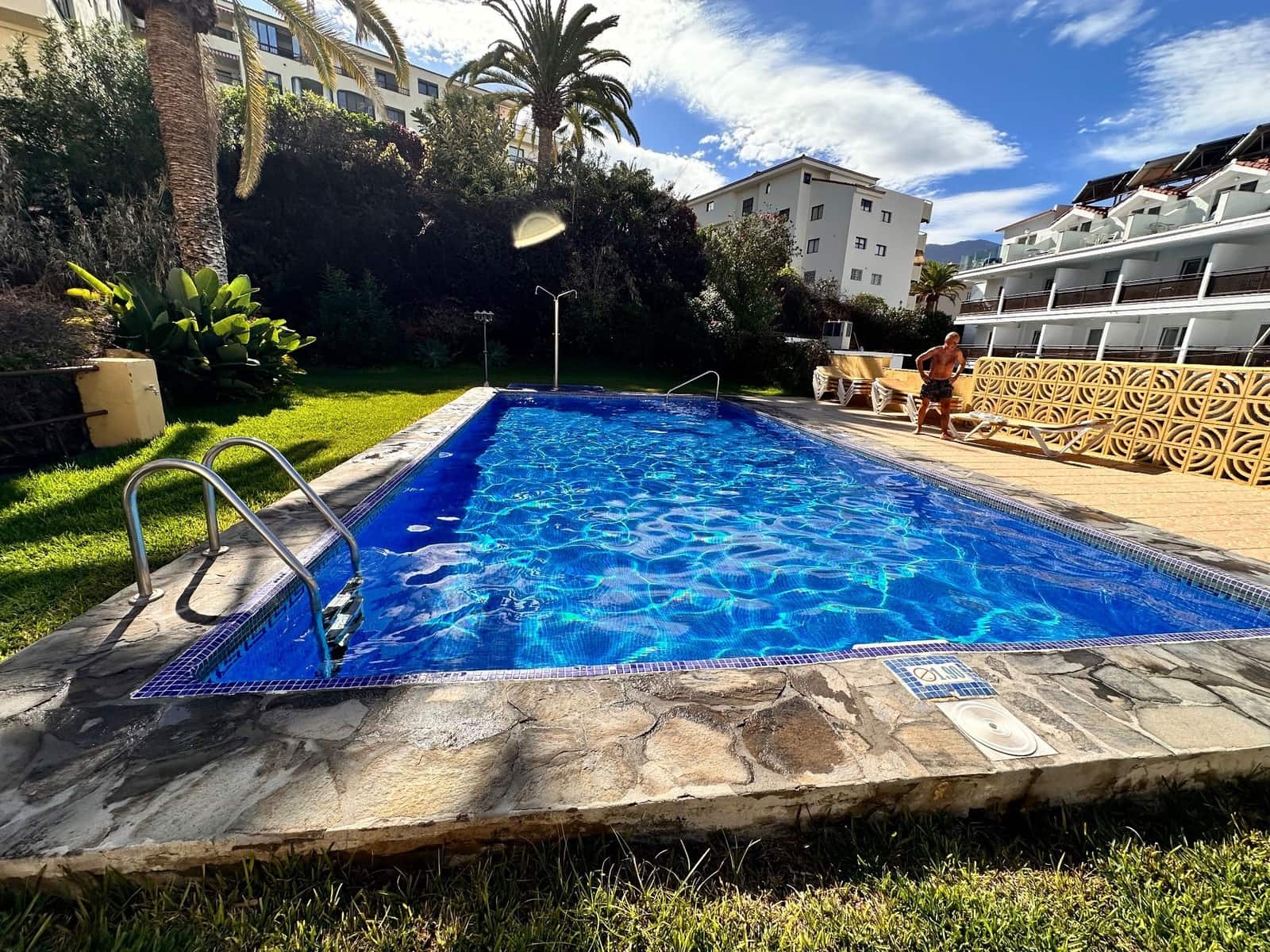 1 quarto Apartamento para arrendar em Puerto de la Cruz com piscina - 1 350 € (Ref: 9690052)