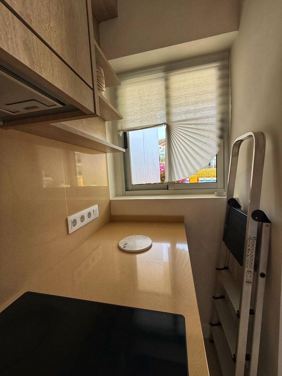 1 quarto Apartamento para arrendar em Puerto de la Cruz com piscina - 1 350 € (Ref: 9690052)