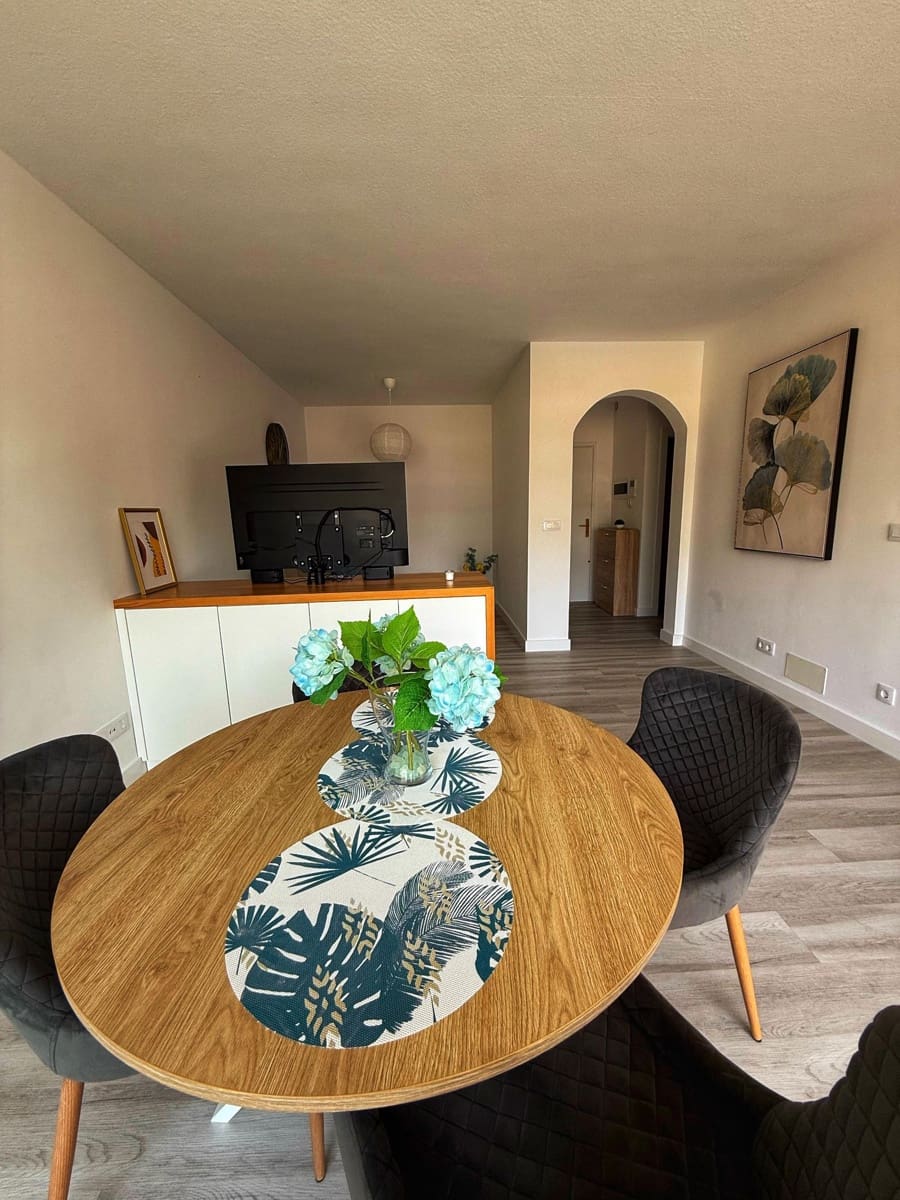 1 quarto Apartamento para arrendar em Puerto de la Cruz com piscina - 1 350 € (Ref: 9690052)