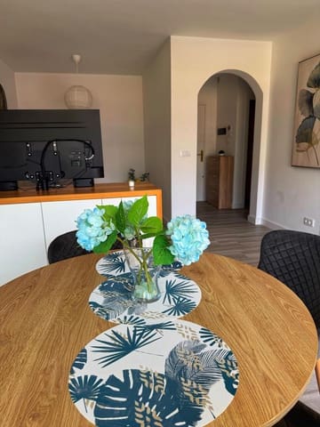 1 soverom Leilighet til leie i Puerto de la Cruz med svømmebasseng - € 1 350 (Ref: 9690052)