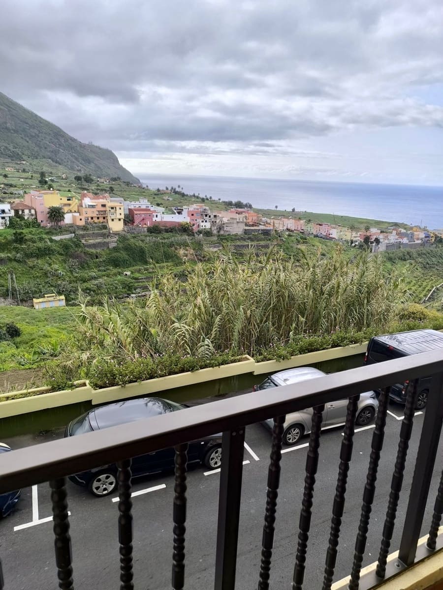 3 bedroom Flat for rent in Los Realejos - € 950 (Ref: 9700458)