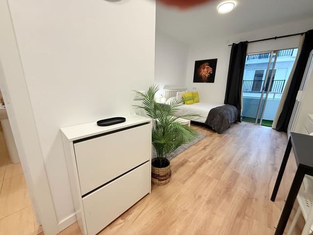 Estudio en Puerto de la Cruz en alquiler - 830 € (Ref: 9700459)