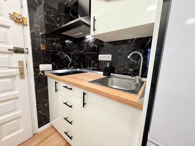 Estudio en Puerto de la Cruz en alquiler - 830 € (Ref: 9700459)