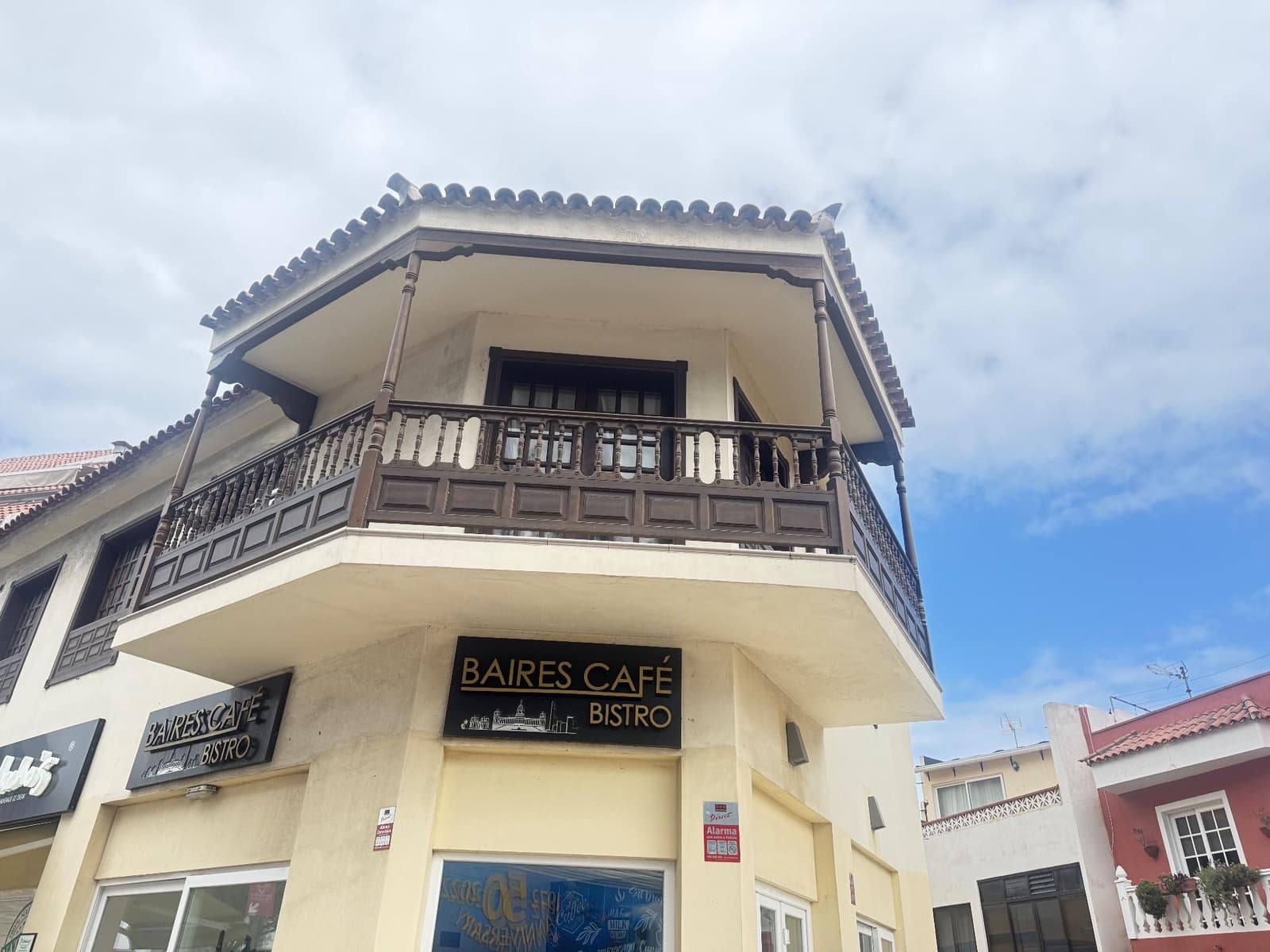 2 bedroom Apartment for rent in Puerto de la Cruz - € 1,300 (Ref: 9726366)