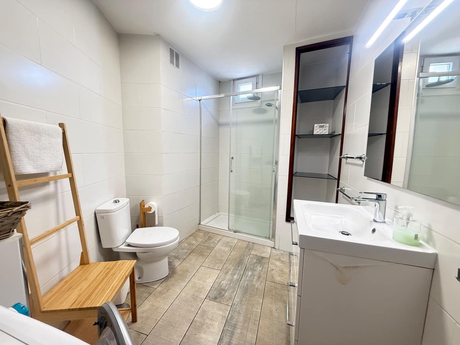 2 bedroom Apartment for rent in Puerto de la Cruz - € 1,300 (Ref: 9726366)