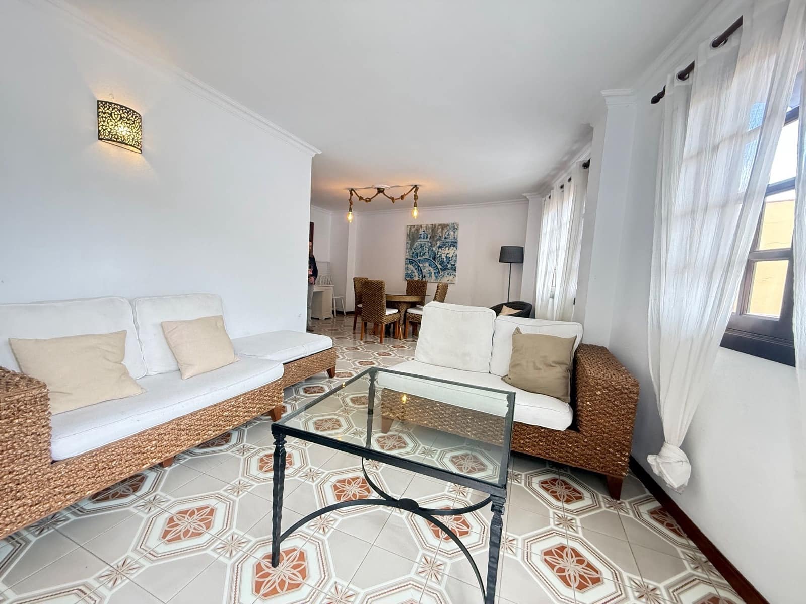 2 bedroom Apartment for rent in Puerto de la Cruz - € 1,300 (Ref: 9726366)