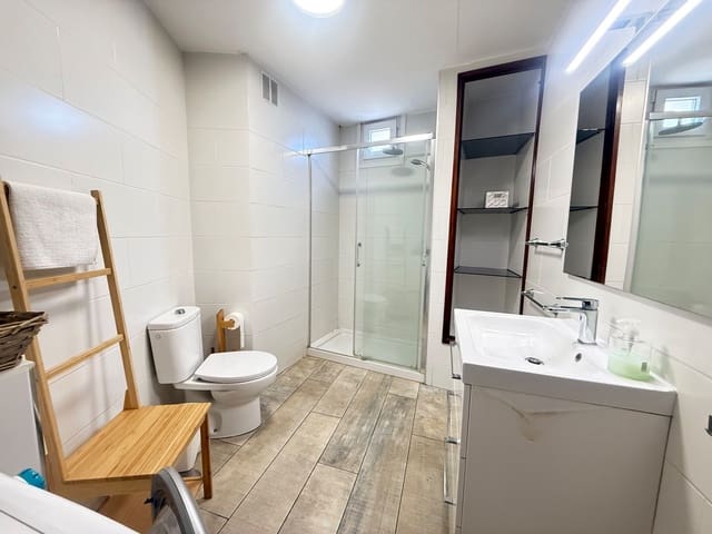 Apartamento de 2 habitaciones en Puerto de la Cruz en alquiler - 1.300 € (Ref: 9726366)