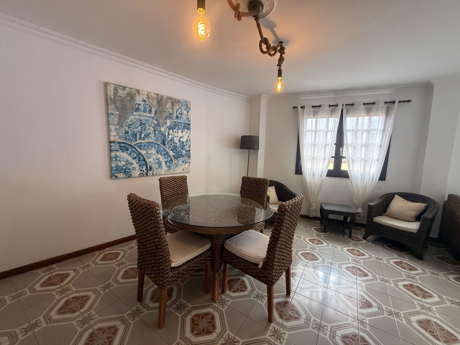 2 bedroom Apartment for rent in Puerto de la Cruz - € 1,300 (Ref: 9726366)