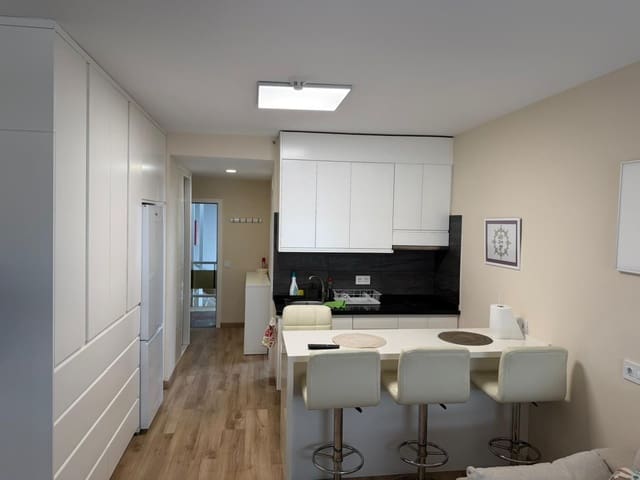 Studio for rent in Puerto de la Cruz with pool - € 850 (Ref: 9726367)