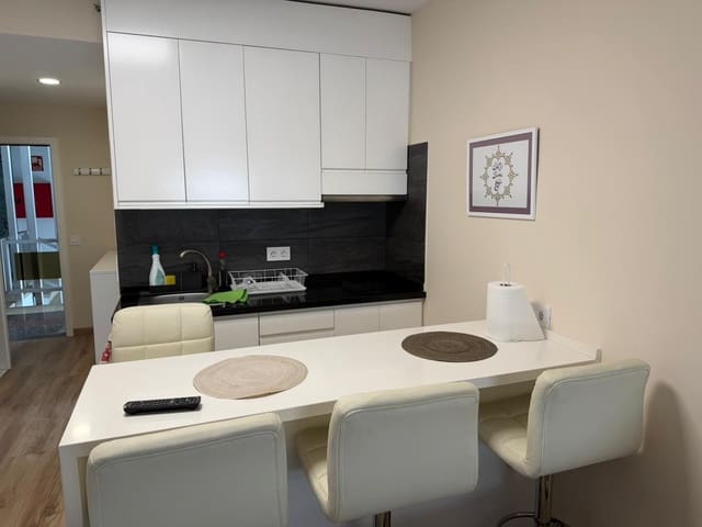 Studio for rent in Puerto de la Cruz with pool - € 850 (Ref: 9726367)