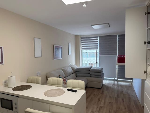 Studio for rent in Puerto de la Cruz with pool - € 850 (Ref: 9726367)