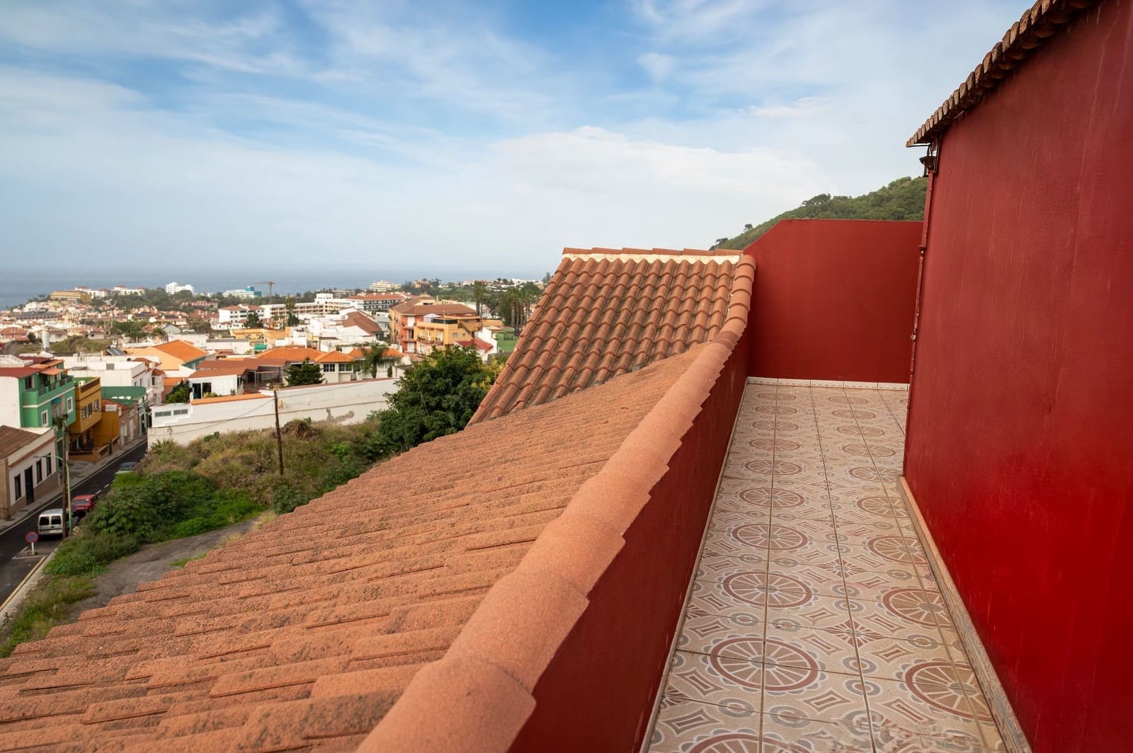 3 slaapkamer Flat te koop in Puerto de la Cruz met garage - € 240.000 (Ref: 9741503)