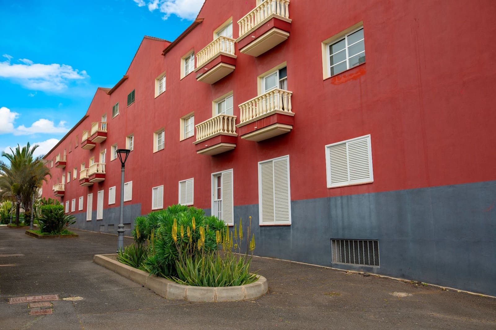 3 slaapkamer Flat te koop in Puerto de la Cruz met garage - € 240.000 (Ref: 9741503)