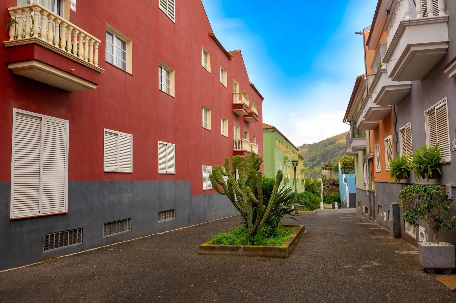 3 slaapkamer Flat te koop in Puerto de la Cruz met garage - € 240.000 (Ref: 9741503)