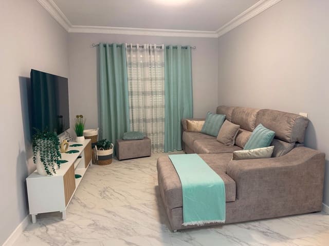 3 slaapkamer Flat te koop in Puerto de la Cruz met garage - € 240.000 (Ref: 9741503)