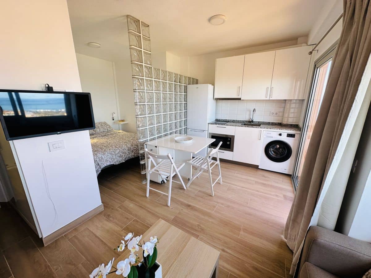 Studio for rent in Puerto de la Cruz with pool - € 850 (Ref: 9765033)