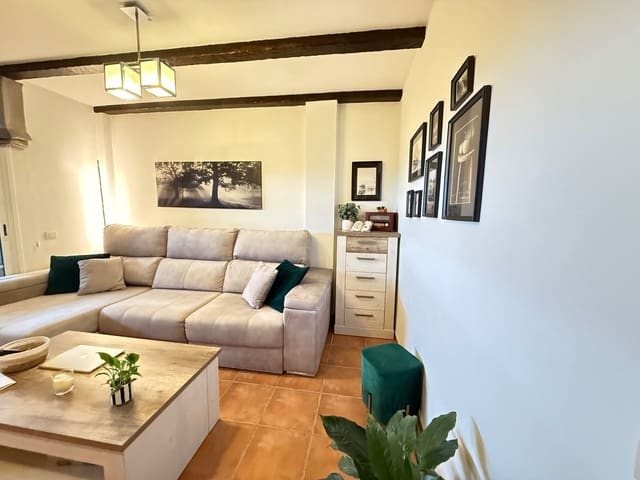 3 soverom Kjedet enebolig til salgs i La Orotava med garasje - € 269 000 (Ref: 9765034)