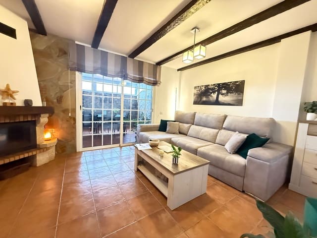 3 soverom Kjedet enebolig til salgs i La Orotava med garasje - € 269 000 (Ref: 9765034)