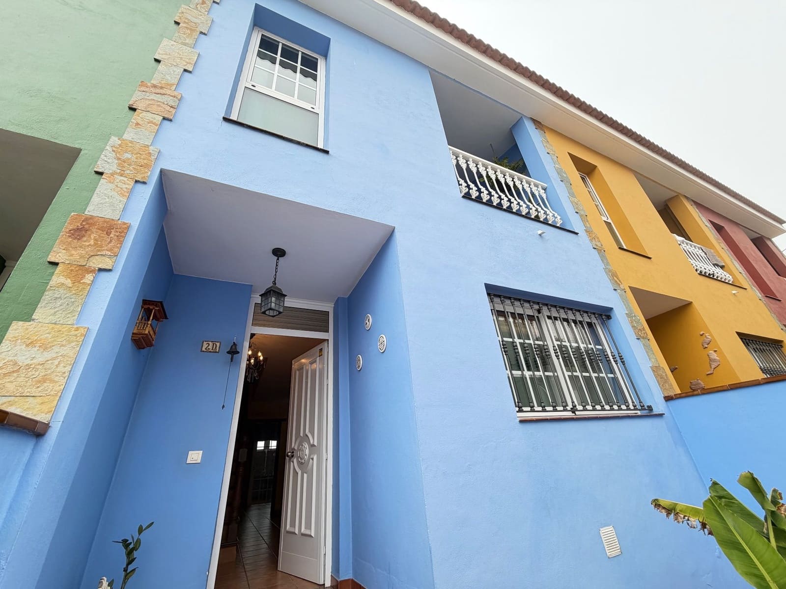 3 bedroom Semi-detached Villa for sale in La Orotava with garage - € 269,000 (Ref: 9765034)