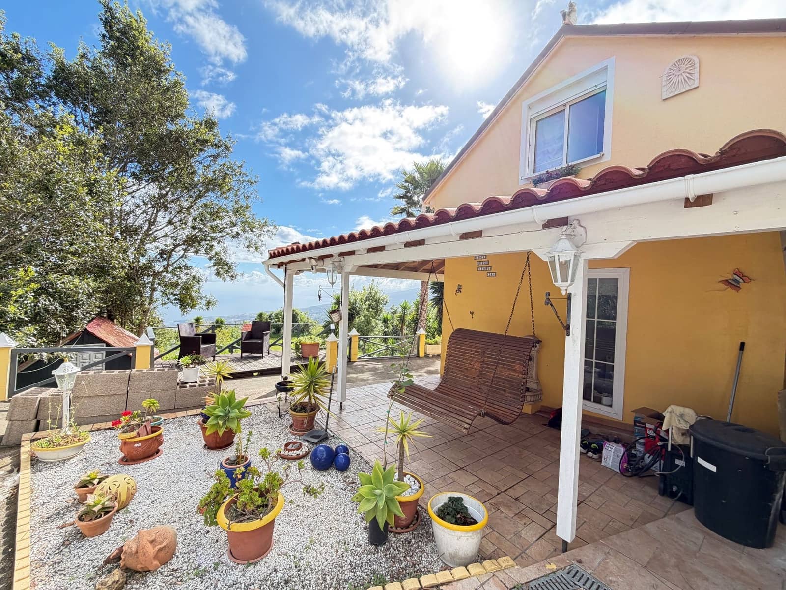 2 bedroom Villa for sale in Icod de los Vinos with garage - € 369,000 (Ref: 9840078)
