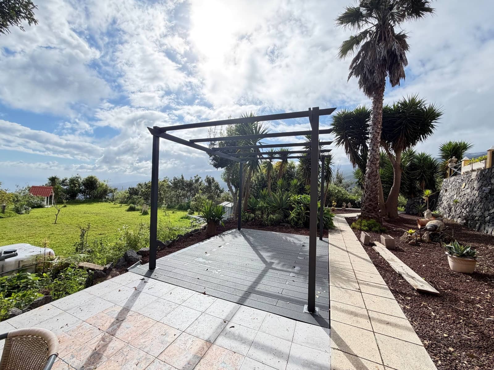 2 bedroom Villa for sale in Icod de los Vinos with garage - € 369,000 (Ref: 9840078)