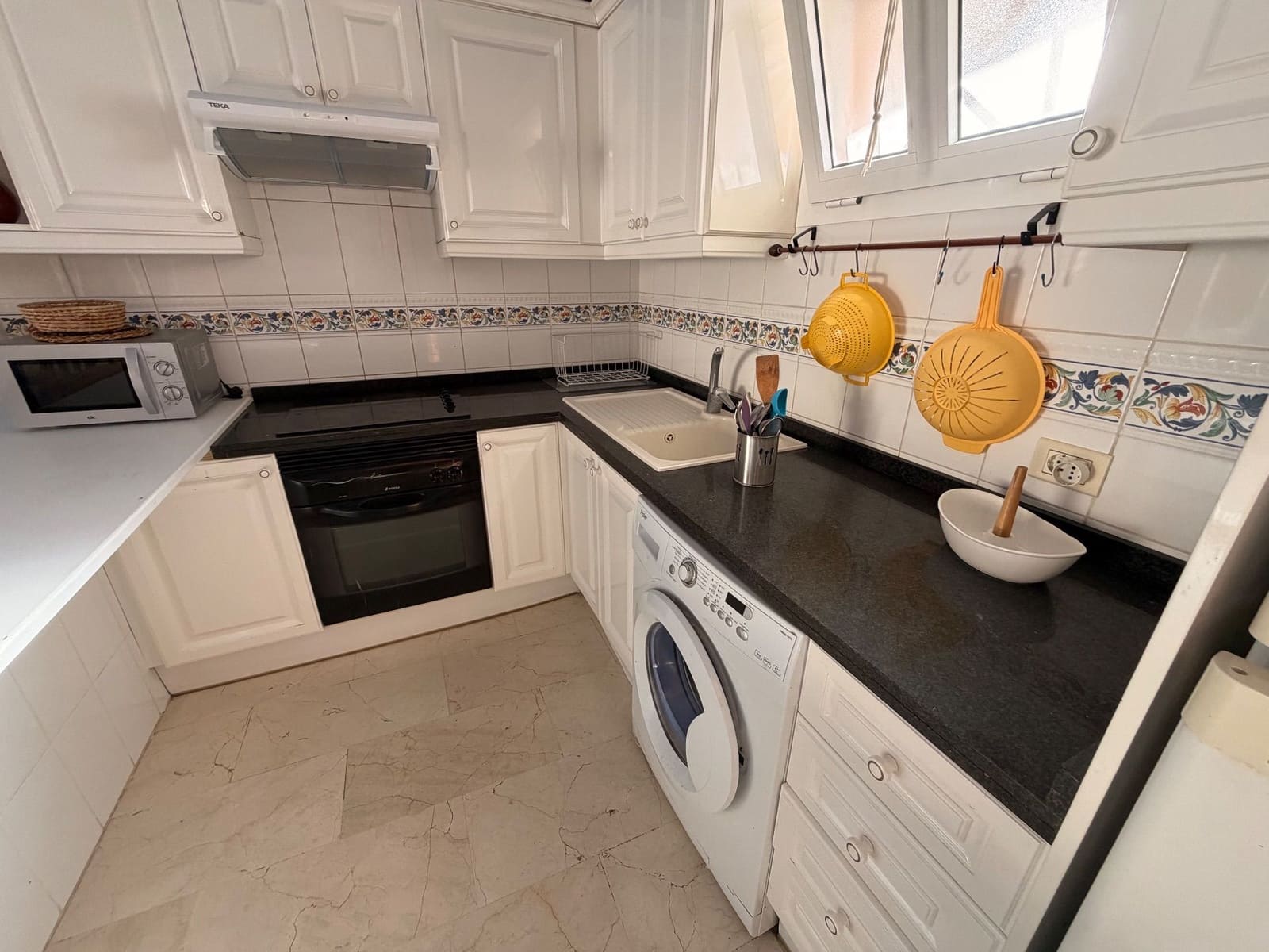 1 bedroom Apartment for rent in Puerto de la Cruz with pool - € 900 (Ref: 9842137)
