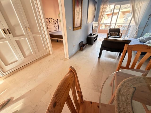 1 makuuhuone Huoneisto vuokrattavana paikassa Puerto de la Cruz mukana uima-altaan - 900 € (Ref: 9842137)