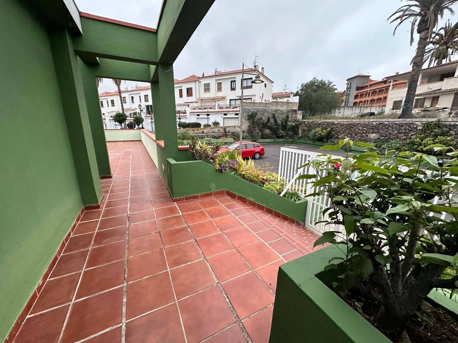Apartamento de 2 habitaciones en Puerto de la Cruz en venta - 199.000 € (Ref: 9898885)