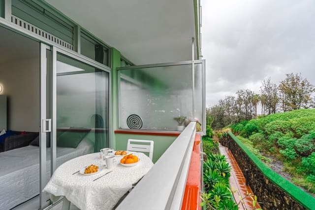Apartamento de 2 habitaciones en Puerto de la Cruz en venta - 199.000 € (Ref: 9898885)
