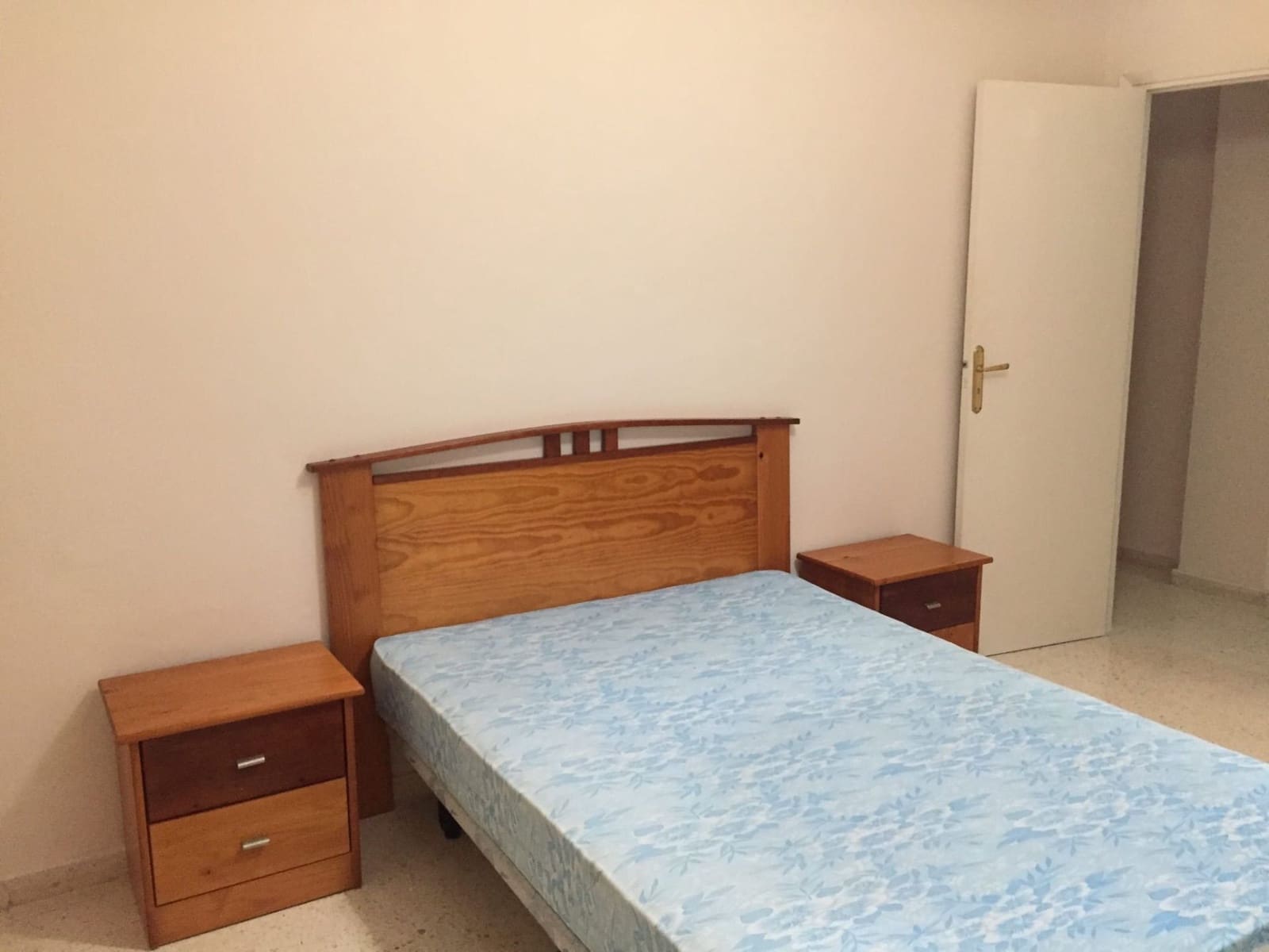 4 quarto Apartamento para arrendar em La Orotava - 950 € (Ref: 9926782)