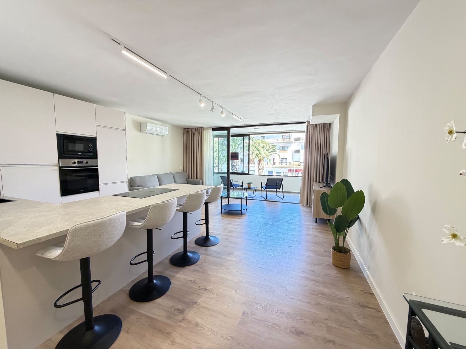 1 bedroom Apartment for rent in Puerto de la Cruz with pool - € 1,100 (Ref: 9930101)